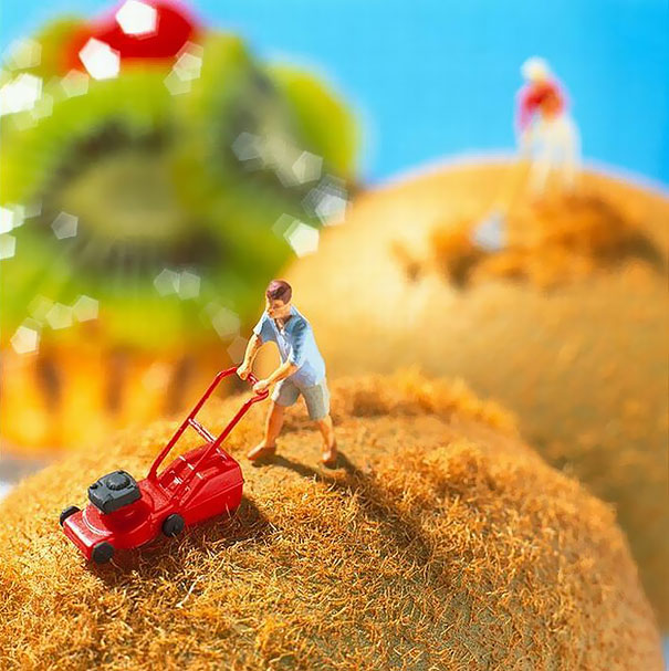 Minimiam: Little People in the World of Food Minimiam: Little People in the World of Food