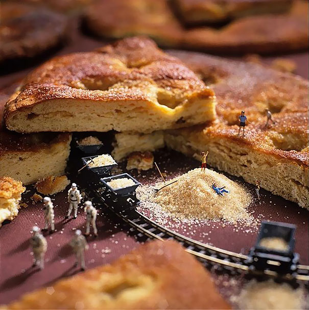 Minimiam: Little People in the World of Food Minimiam: Little People in the World of Food