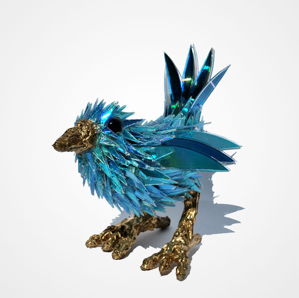 Animal Sculptures Made Of Shattered CDs Animal Sculptures Made Of Shattered CDs