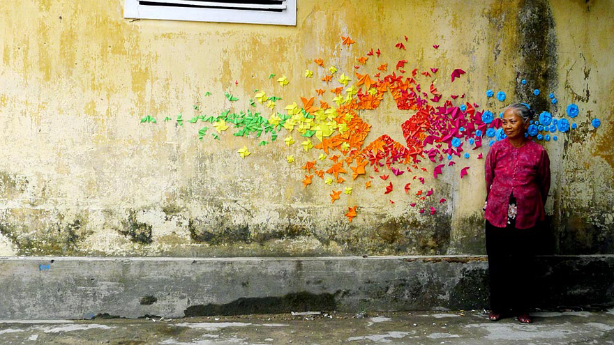 New Origami Street Art by Mademoiselle Maurice New Origami Street Art by Mademoiselle Maurice