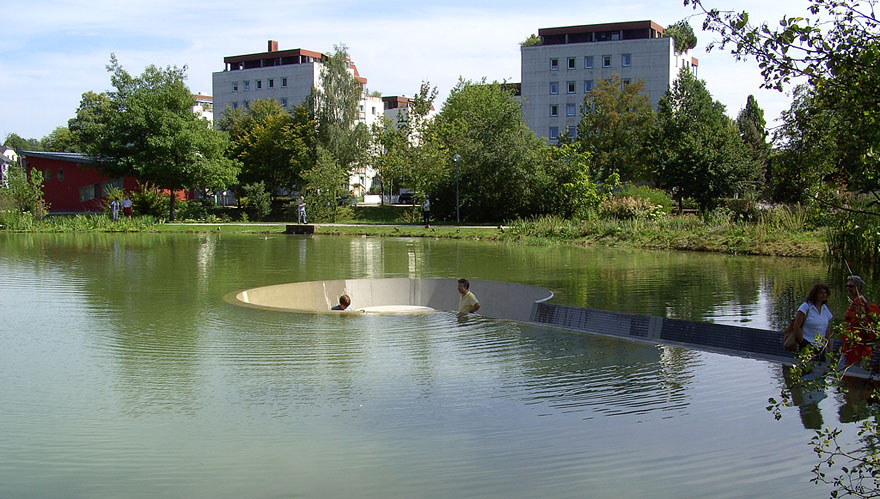 Sunken Observation Platform Let’s You Walk Below Water’s Surface