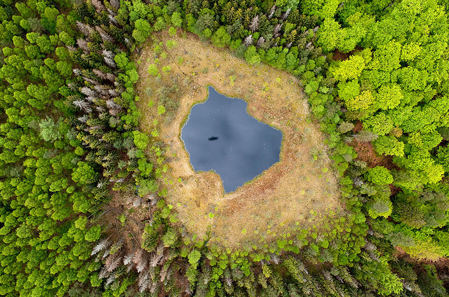 Stunning Aerial Photos of Poland's Lakes Throughout The Seasons Stunning Aerial Photos of Poland's Lakes Throughout The Seasons