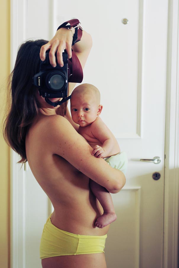 Photographer Documents Her Pregnancy In 9 Months of Intimate Selfies