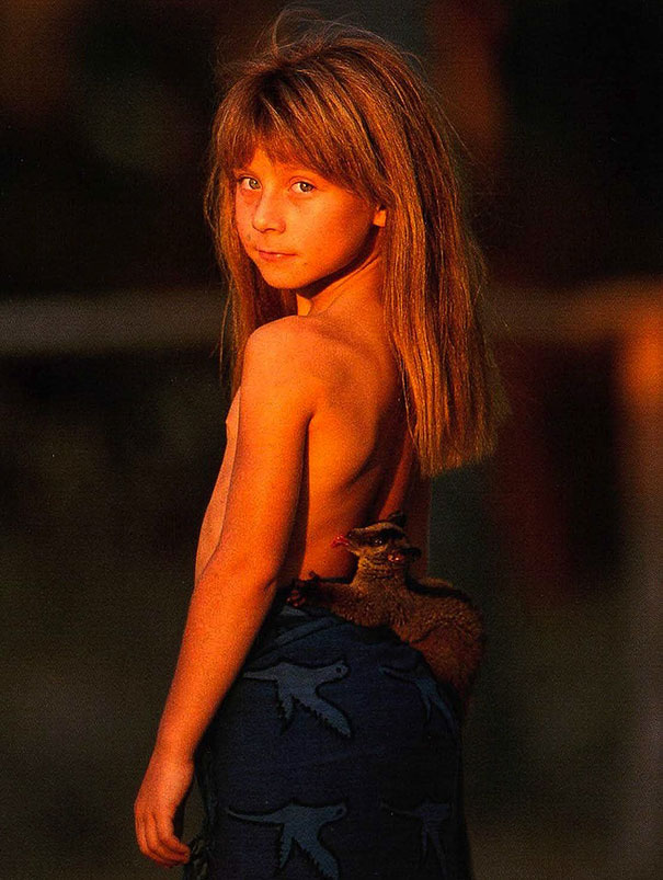 Real Life Mowgli: Girl Who Grew Up in the African Wildlife Real Life Mowgli: Girl Who Grew Up in the African Wildlife