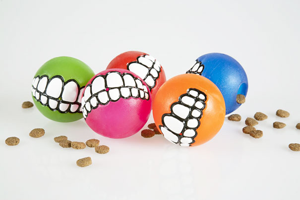 Funny Fetch Ball Gives Your Dog a Hilarious Grin 