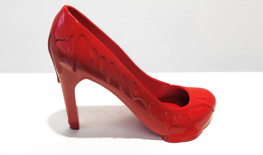 Artist Creates 12 Shoes For 12 Ex Lovers Artist Creates 12 Shoes For 12 Ex Lovers
