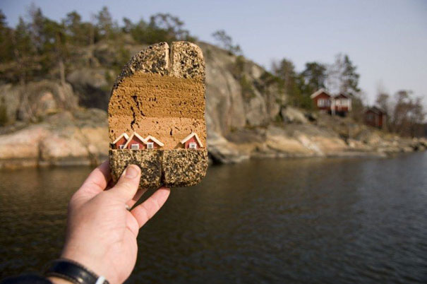 Souvenir Optical Illusions by Michael Hughes Souvenir Optical Illusions by Michael Hughes