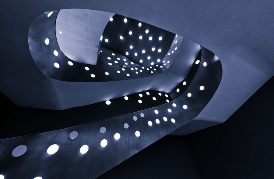 20 Mesmerizing Examples of Spiral Staircase Photography 20 Mesmerizing Examples of Spiral Staircase Photography