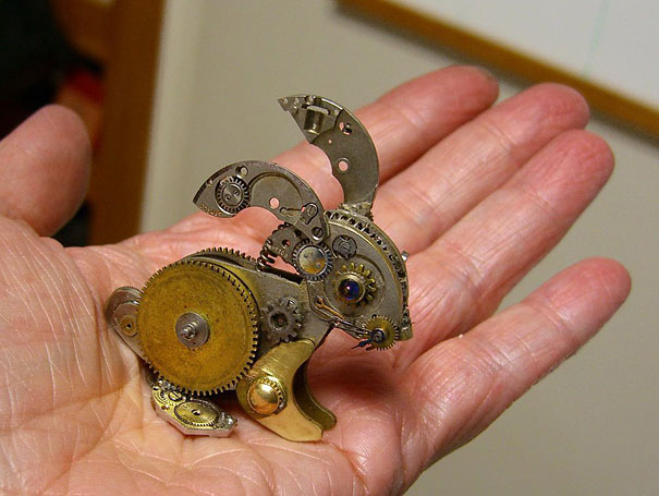 Artist Uses Old Watch Parts To Craft Tiny Intricate Steampunk Sculptures Artist Uses Old Watch Parts To Craft Tiny Intricate Steampunk Sculptures