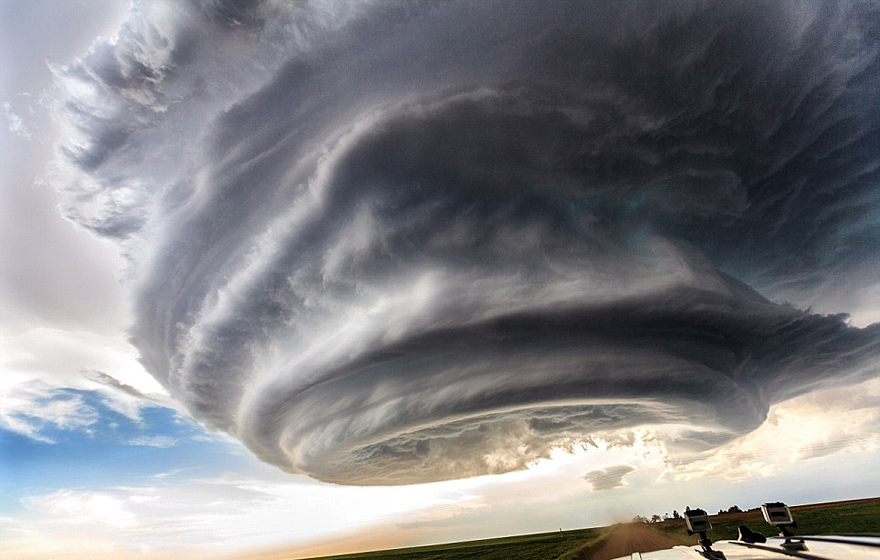 Breathtaking Supercell Storm Photos Captured in US by Storm Chaser