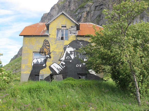 30 Amazing Large Scale Street Art Murals From Around The World