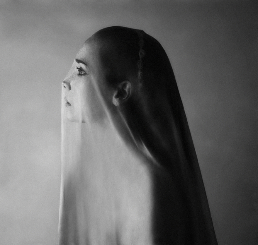 Surreal Self-Portraits by 22-Year-Old Noell S. Oszvald