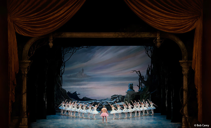 Man Puts On A Pink Tutu And Travels The World To Bring A Smile To His Wife Fighting Breast Cancer Man Puts On A Pink Tutu And Travels The World To Bring A Smile To His Wife Fighting Breast Cancer