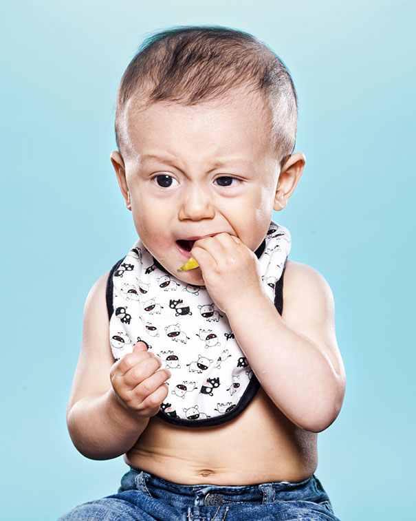 Photos of Toddlers Tasting Lemon For the First Time