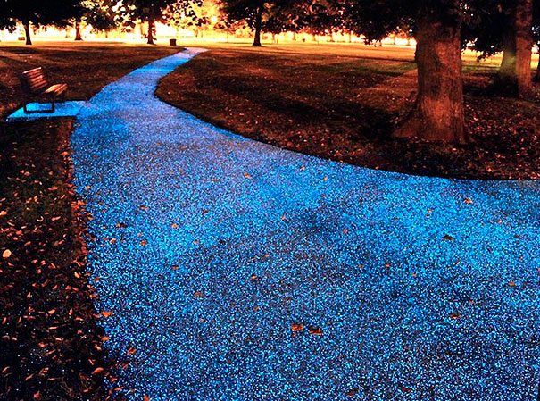 Starpath: Electricity-Free Alternative to Streetlights That Look Like A Starry Night Starpath: Electricity-Free Alternative to Streetlights That Look Like A Starry Night