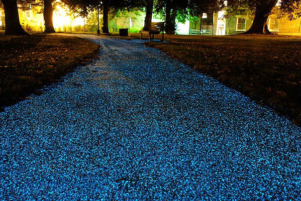 Starpath: Electricity-Free Alternative to Streetlights That Look Like A Starry Night Starpath: Electricity-Free Alternative to Streetlights That Look Like A Starry Night