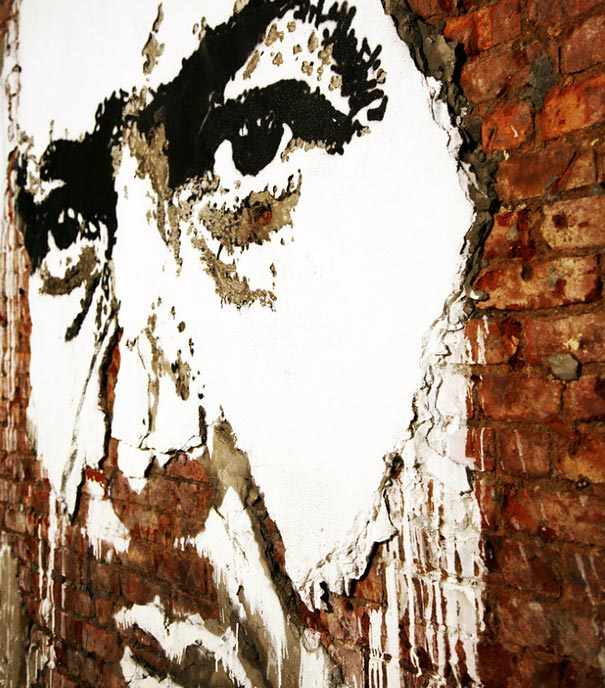 Portraits Carved in Walls by Alexandre Farto