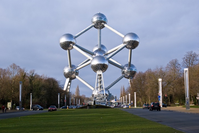 Top 33 World's Strangest Buildings Top 33 World's Strangest Buildings
